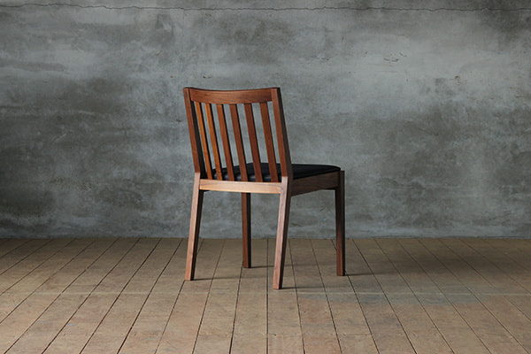 chair_sdc02_3.jpg